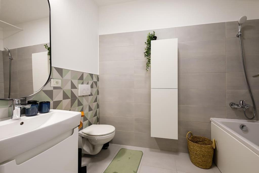 Luxury Apt. Near River & Parking Timisoara Esterno foto